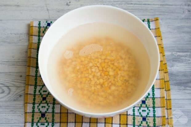 Гороховый суп с сухариками – фото приготовления рецепта, шаг 1
