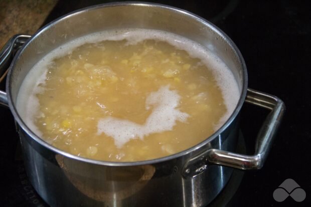 Гороховый суп с сухариками – фото приготовления рецепта, шаг 2