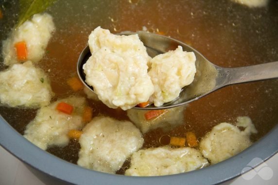 Суп с клецками «Объедение» – фото приготовления рецепта, шаг 6