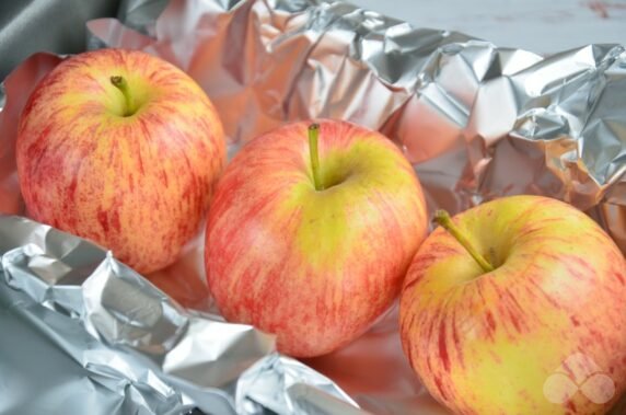 Яблоки, запеченные в духовке с медом — рецепт с фото пошагово