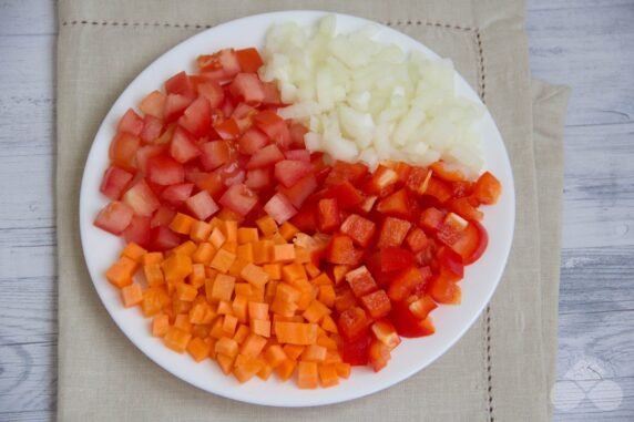 Булгур с овощами – фото приготовления рецепта, шаг 1