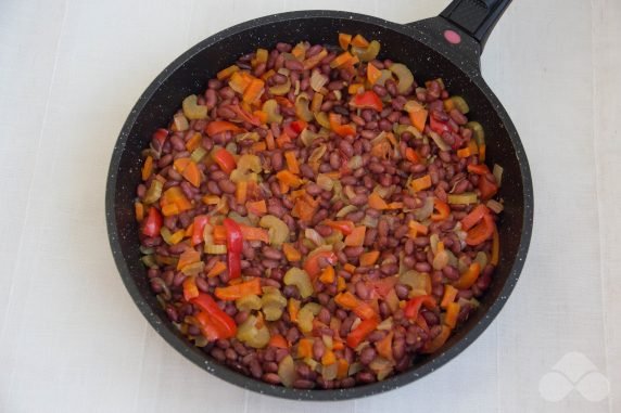 Овощное рагу с фасолью – фото приготовления рецепта, шаг 5