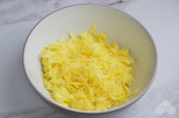 Картофельные драники – фото приготовления рецепта, шаг 1