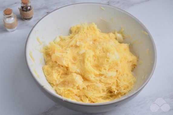 Драники без муки и яиц – фото приготовления рецепта, шаг 3