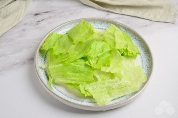 Овощной салат с креветками – фото приготовления рецепта, шаг 1