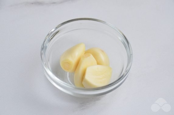 Белый чесночный соус – фото приготовления рецепта, шаг 1