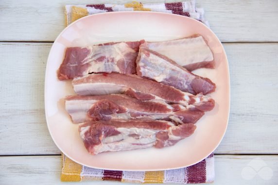 Простой рецепт свиных ребер в духовке – фото приготовления рецепта, шаг 2