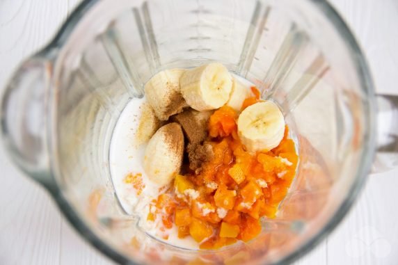 Смузи из тыквы с бананом и овсянкой – фото приготовления рецепта, шаг 3