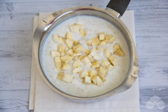 Овсяная каша с бананом – фото приготовления рецепта, шаг 5