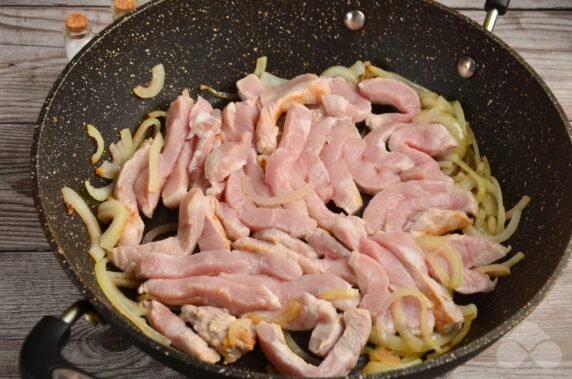 Свинина в соусе тикка масала – фото приготовления рецепта, шаг 3