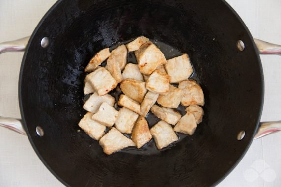Гуляш из свинины и картофеля – фото приготовления рецепта, шаг 3
