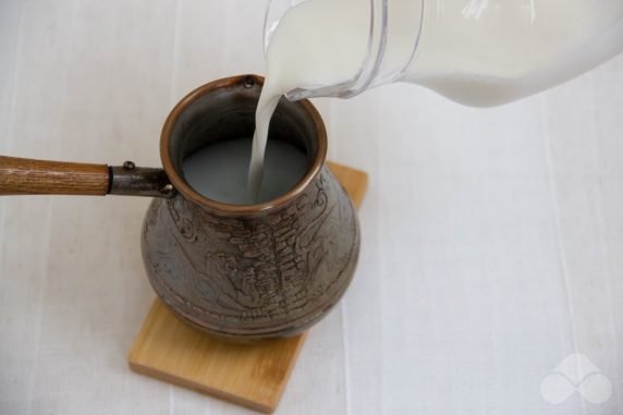 Кофе с молоком в турке – фото приготовления рецепта, шаг 1
