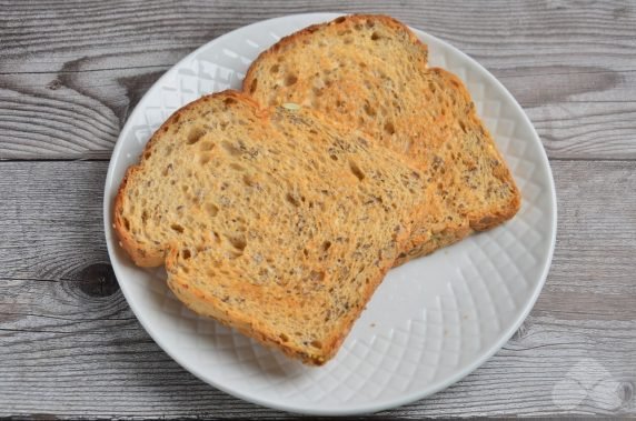 Горячие бутерброды с сыром – фото приготовления рецепта, шаг 1