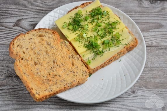 Горячие бутерброды с сыром – фото приготовления рецепта, шаг 3