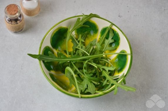Бутерброды с тунцом и зеленью – фото приготовления рецепта, шаг 2