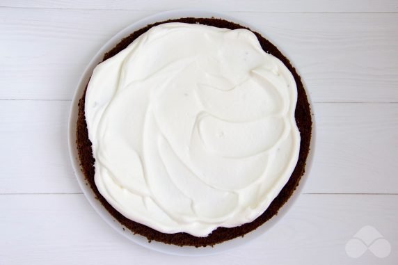 Бисквитный торт «Праздник» – фото приготовления рецепта, шаг 10