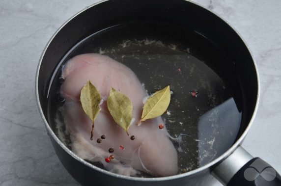 Легкий куриный бульон с макаронами – фото приготовления рецепта, шаг 1