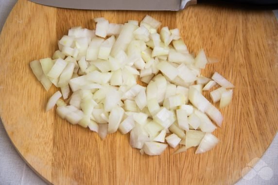 Индейка, тушенная в томатном соусе – фото приготовления рецепта, шаг 2