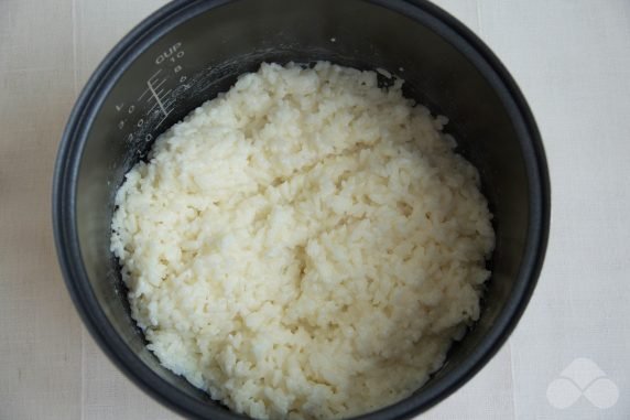 Рисовая каша на молоке в мультиварке – фото приготовления рецепта, шаг 4