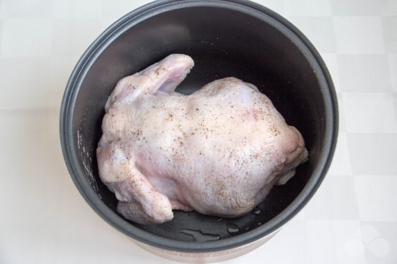 Жареная курица в мультиварке – фото приготовления рецепта, шаг 3