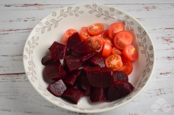 Салат со свеклой и помидорами черри – фото приготовления рецепта, шаг 2