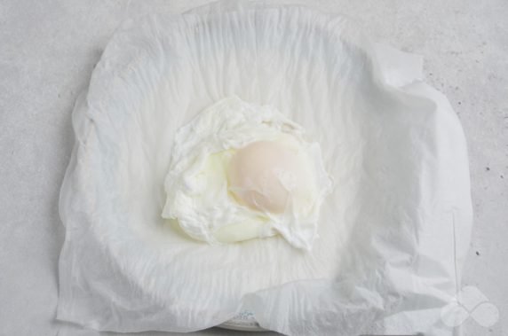 Бутерброд с авокадо и яйцом пашот – фото приготовления рецепта, шаг 5