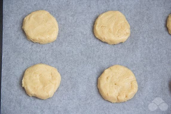 Песочное печенье с вареньем – фото приготовления рецепта, шаг 3