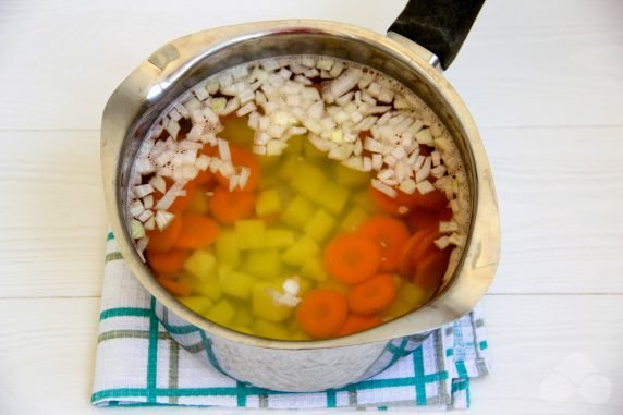 Овощной суп с брокколи и морковью – фото приготовления рецепта, шаг 2