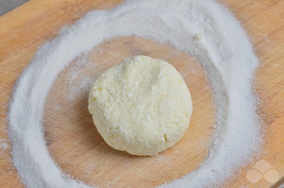 Сырники на рисовой муке без сахара – фото приготовления рецепта, шаг 3