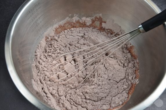 Шоколадные блины с какао – фото приготовления рецепта, шаг 4