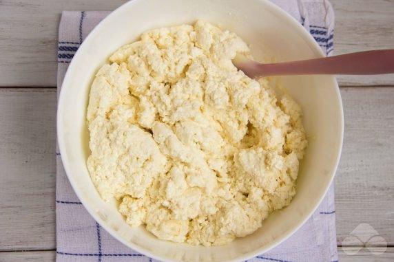 Сырники с овсяной мукой – фото приготовления рецепта, шаг 2