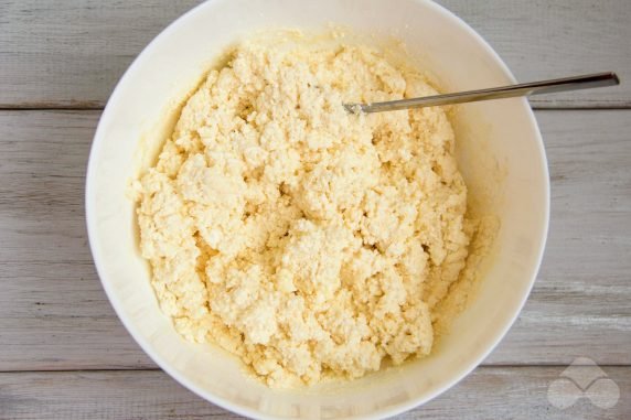 Сырники без сахара – фото приготовления рецепта, шаг 3