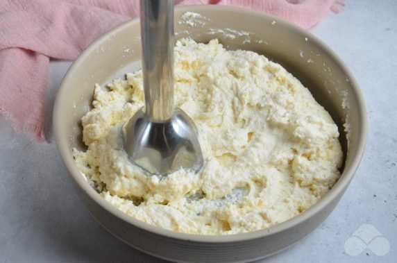 Сырники с курагой – фото приготовления рецепта, шаг 3