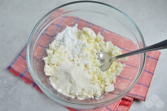 Сырники на кокосовом масле – фото приготовления рецепта, шаг 1