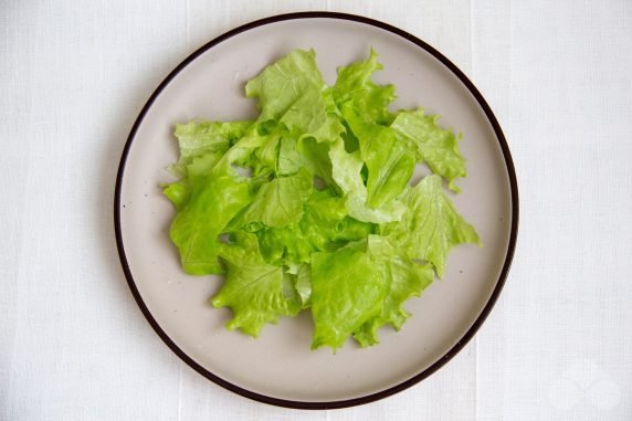 Вегетарианский салат «Цезарь» с грибами – фото приготовления рецепта, шаг 1
