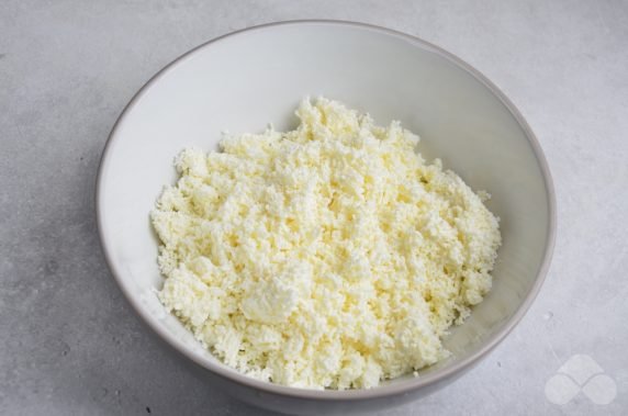 Пышные сырники на рисовой муке – фото приготовления рецепта, шаг 1