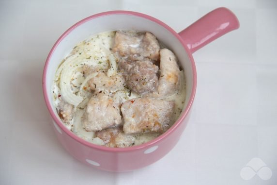 Свинина в сливочном соусе, пошаговый рецепт на ккал, фото, ингредиенты - АнэтРэми
