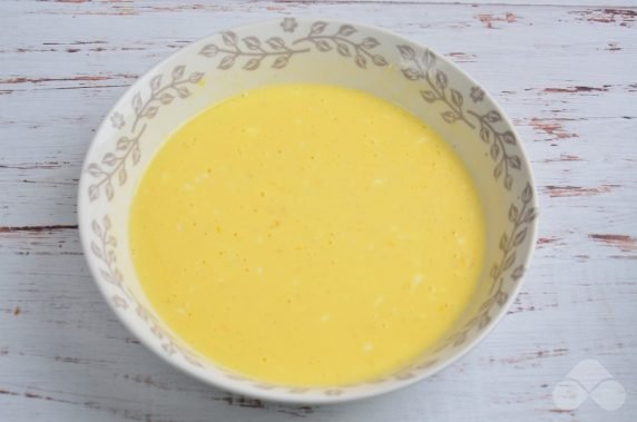 Омлет на греческом йогурте – фото приготовления рецепта, шаг 2