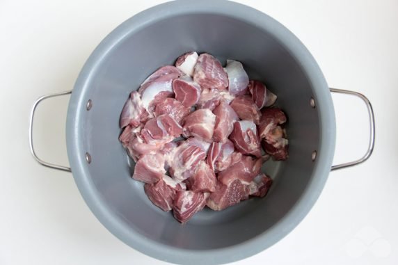 Суп со свининой и нутом – фото приготовления рецепта, шаг 2
