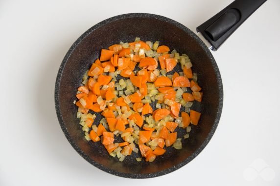 Суп со свининой и нутом – фото приготовления рецепта, шаг 5