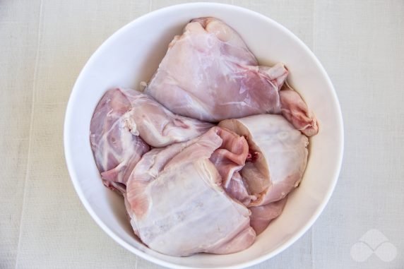 Жареный кролик на сковороде – фото приготовления рецепта, шаг 1