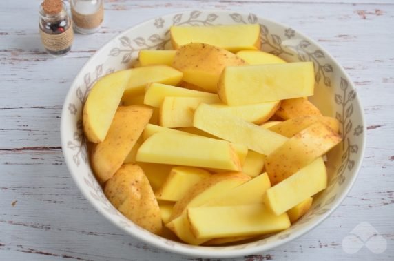 Картофель по-деревенски из вареной картошки – фото приготовления рецепта, шаг 1
