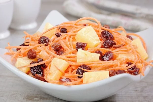 Морковный салат с изюмом – пошаговый рецепт приготовления с фото