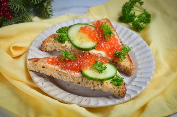 Недорогие бутерброды на праздничный стол — более 20 простых рецептов с фото