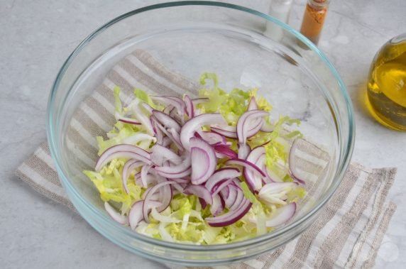Салат с кукурузой и пекинской капустой – фото приготовления рецепта, шаг 1