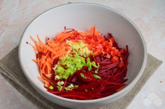 Свекольный корейский салат – фото приготовления рецепта, шаг 2