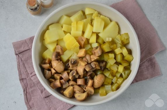 Картофельный салат с грибами – фото приготовления рецепта, шаг 1