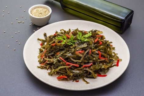 Рецепты вкусных салатов из морской капусты