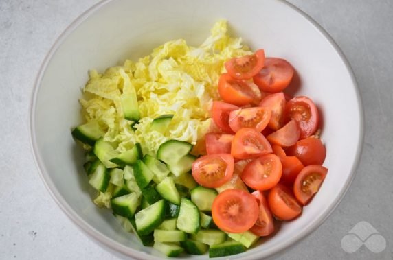 Салат с пекинской капустой и фасолью – фото приготовления рецепта, шаг 1