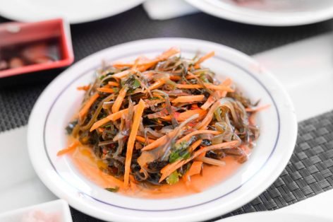 Салат из морской капусты и морковки